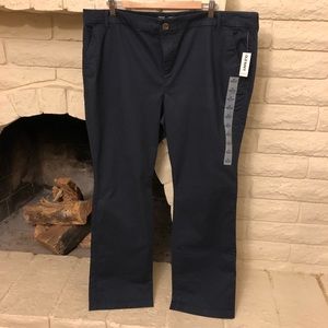 Old Navy boot cut pants, size 20 NWT